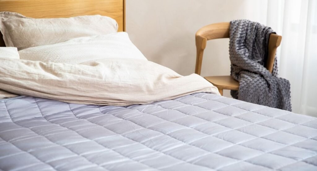 cozy-dorm-bed-setup-dorm-mattress-topper-comfortable-college-bedding-boys-dorm-bed-ideas