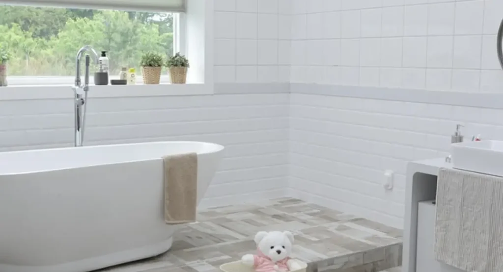 Sustainable bathroom featuring bamboo accents and water-saving fixtures for an eco-friendly design.